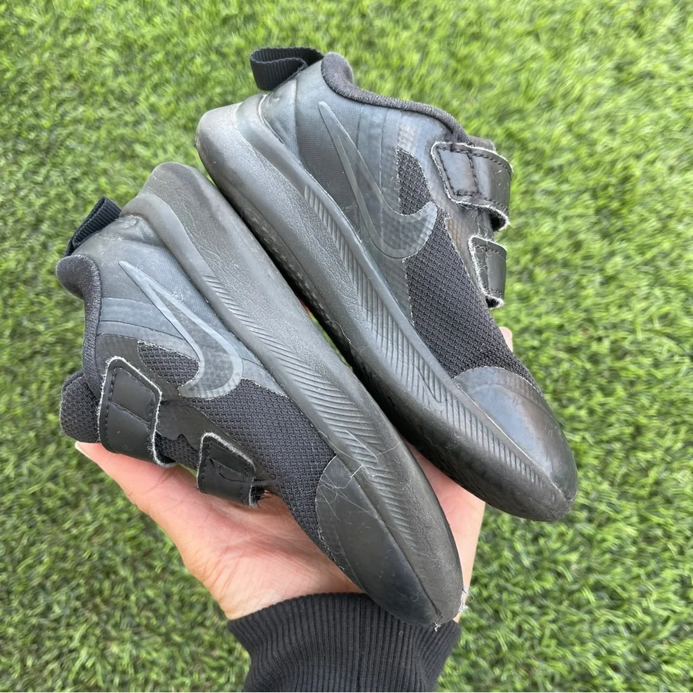 Nike toddler shoes